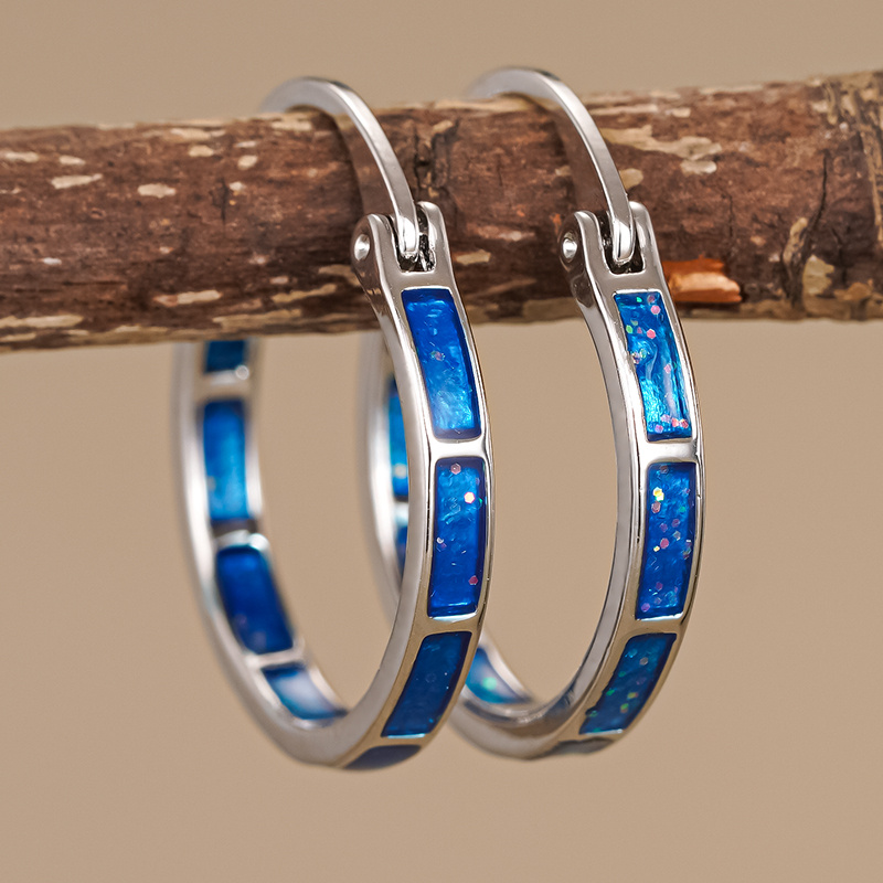 Women's Retro Enamel Circle Earrings for Casual Fashion
